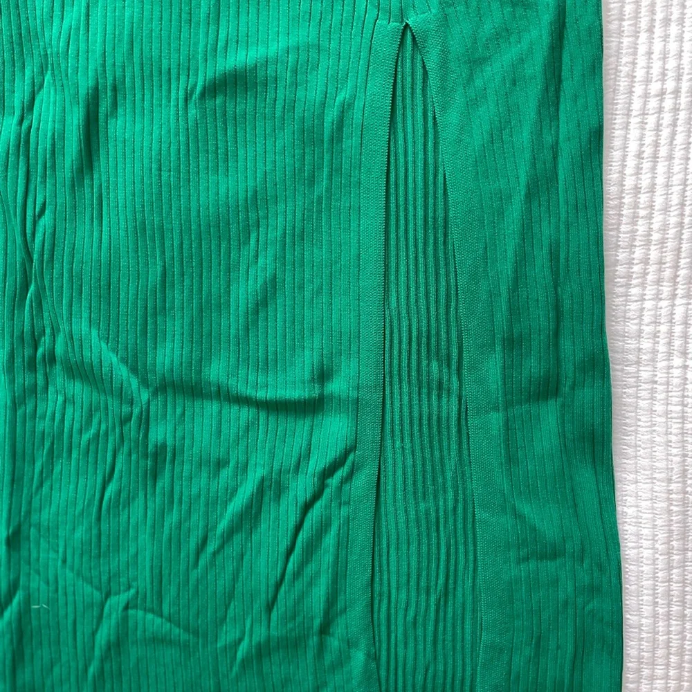 Line & Dot Jules Ribbed Long Sleeve Dress in Green size M - Picture 6 of 6